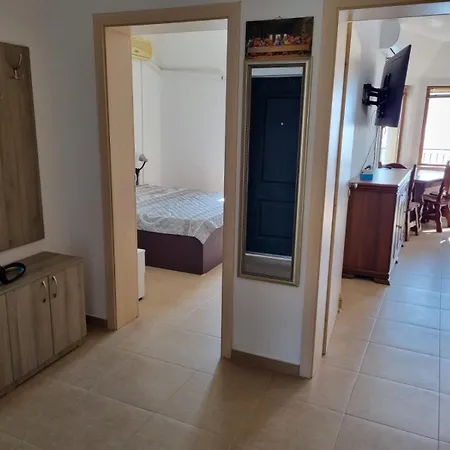 Sea View 2 Bedroom - Floor Apartment Sozopol