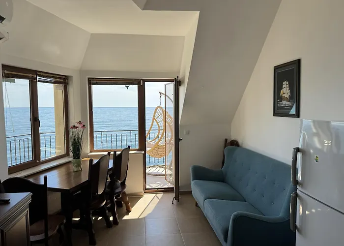 Sea View 2 Bedroom - Floor Apartment Sozopol